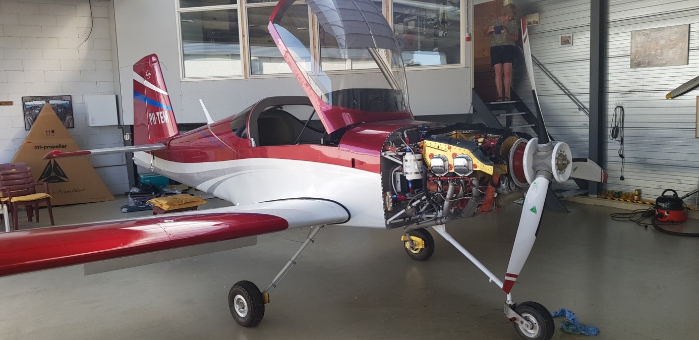Het kielvlak en de MT constant speed propeller maken er een vliegtuig van